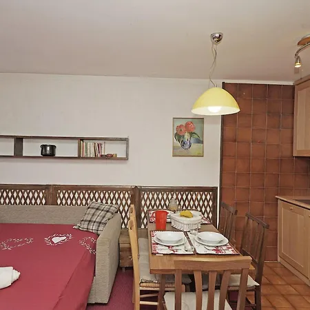 Apartment Iflat Campiglio Pra Rosat Madonna di Campiglio